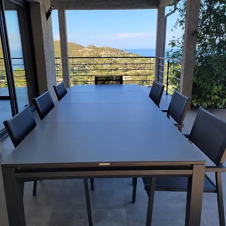 Avec Piscine Vue Et Montagne ヴィラ