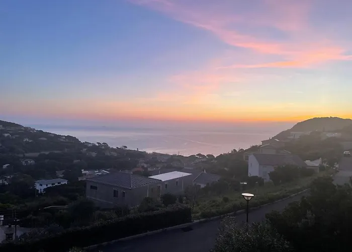 Avec Piscine Vue Et Montagne Villa