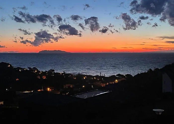 Avec Piscine Vue Et Montagne