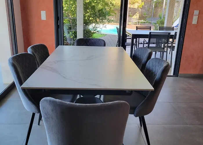 Avec Piscine Vue Et Montagne Sisco