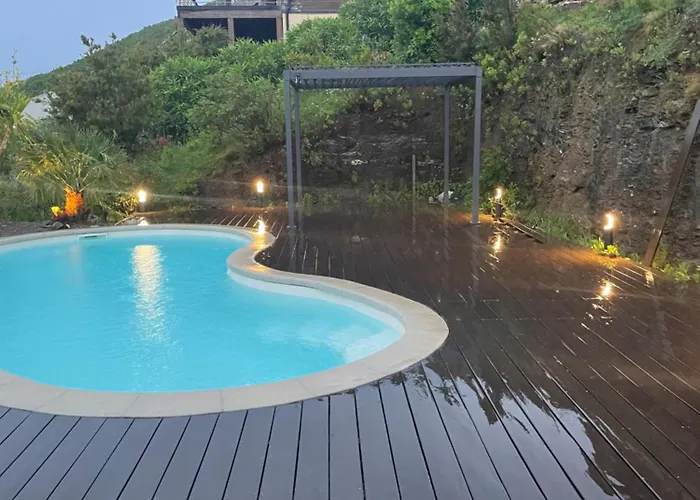 Avec Piscine Vue Et Montagne Sisco